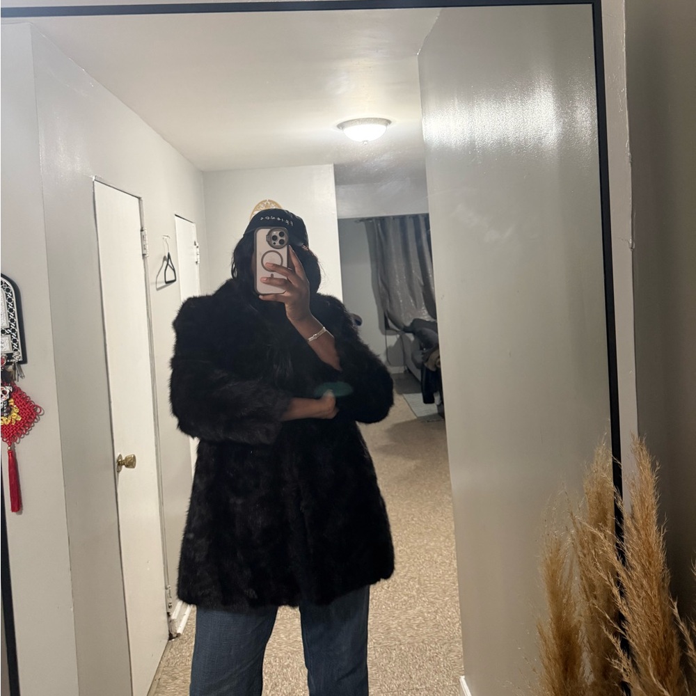Saga fur mink coat - Picture 13 of 15